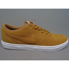 843895-770  Buty Nike Sb Check Solar