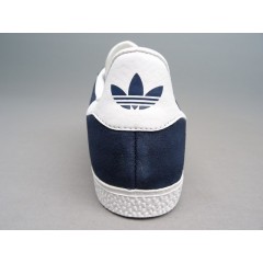 BY9144  Buty Adidas Gazelle J